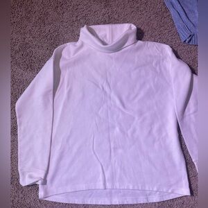 Lands End TurtleNeck Woman’s Top in SZ L only worn once color is white